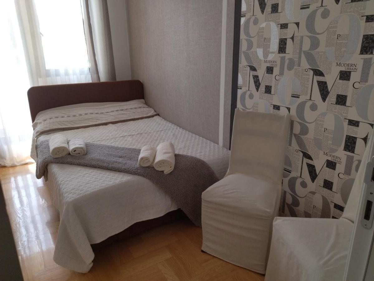 Apartman Gana Altina Lux Βελιγράδι Εξωτερικό φωτογραφία