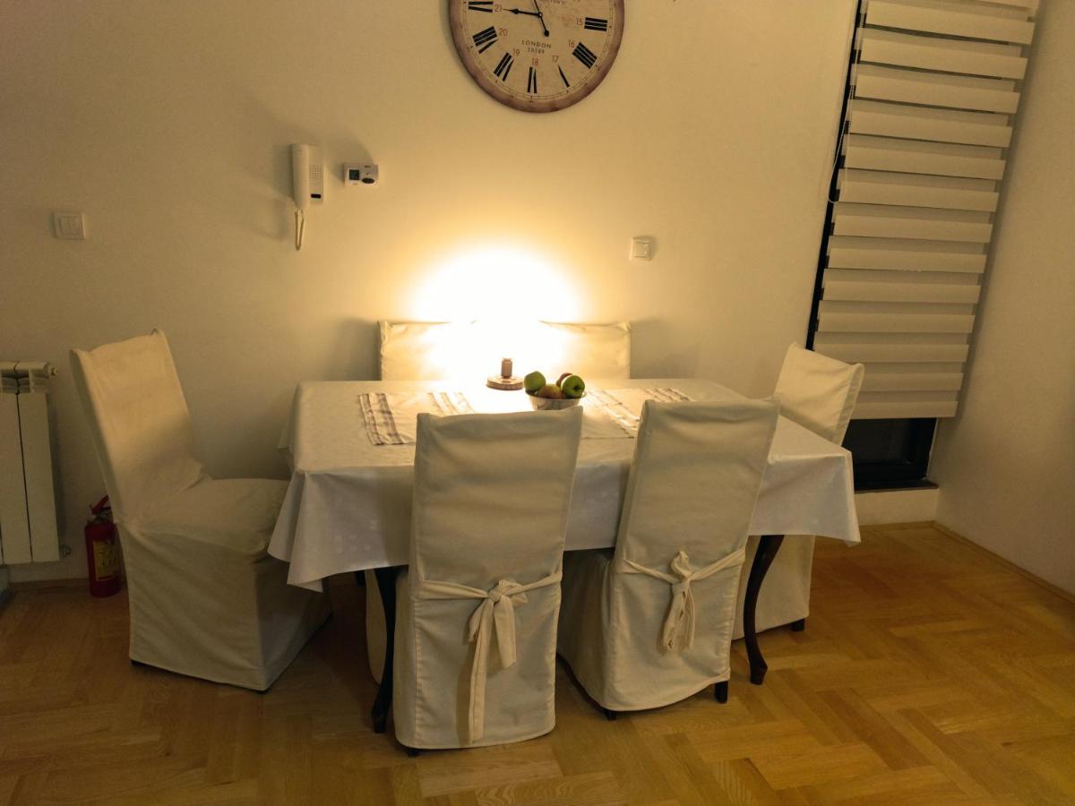 Apartman Gana Altina Lux Βελιγράδι Εξωτερικό φωτογραφία