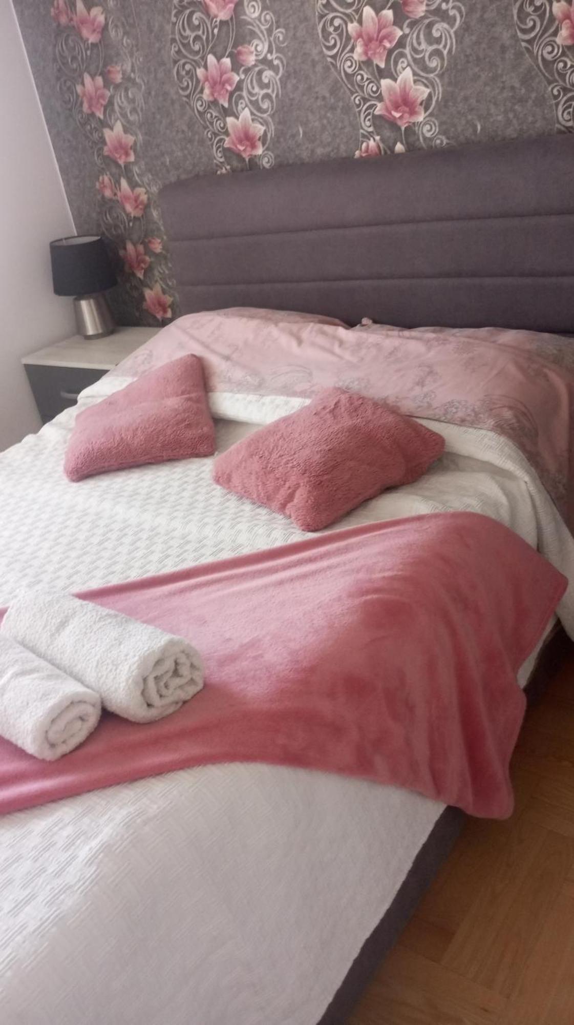 Apartman Gana Altina Lux Βελιγράδι Εξωτερικό φωτογραφία